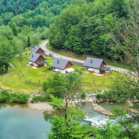 Resort Stari Malni, Osilnica - Vacation Houses Stari Malni ภายนอก รูปภาพ
