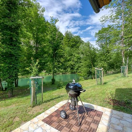 Resort Stari Malni, Osilnica - Vacation Houses Stari Malni ภายนอก รูปภาพ