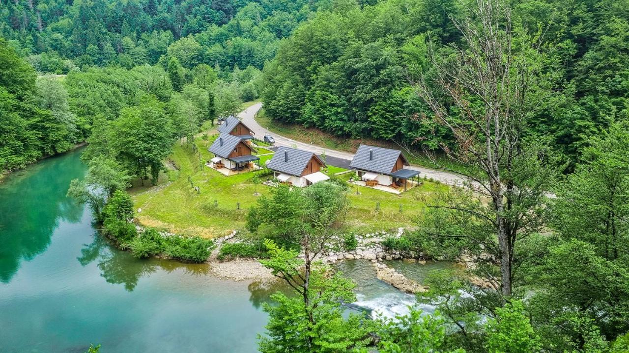 Resort Stari Malni, Osilnica - Vacation Houses Stari Malni ภายนอก รูปภาพ